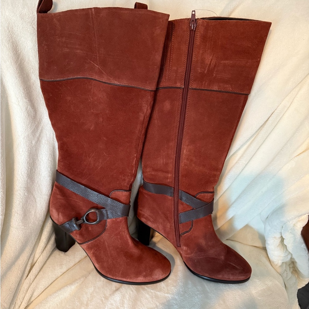 Heavenly Soles Women's Rust Suede Knee-High Boots